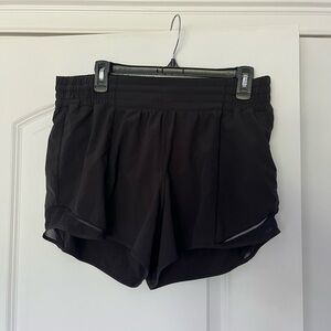Lululemon Hotty Hot High-Rise Lined Short 4” Size 10 in Black